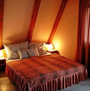 Kristaly Apartman