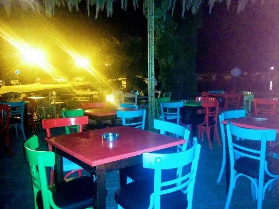 Lostre Bar