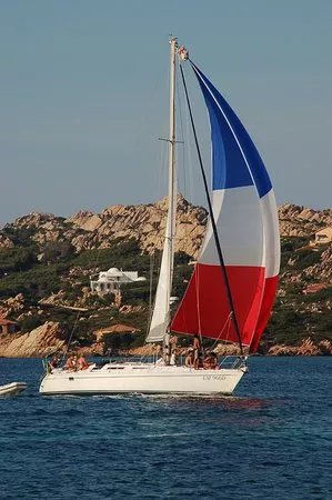 Fil Rouge Sail