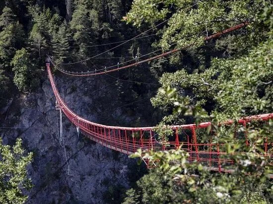 Pont suspendu de Niouc - Pont de l'araignee