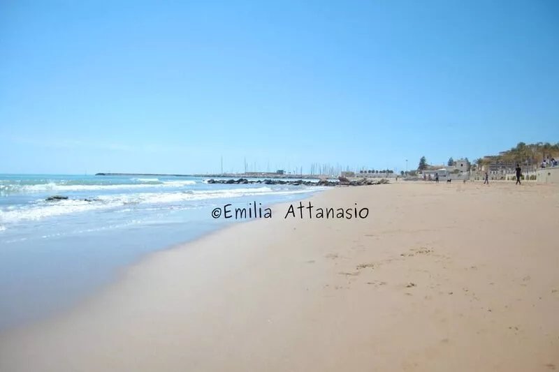 Villa a few meters from the sea - CIR: ********C223120 CIN: IT088009C2ZLVAKRMU