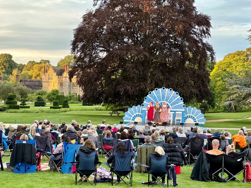 The Festival Theatre At Hever Castle