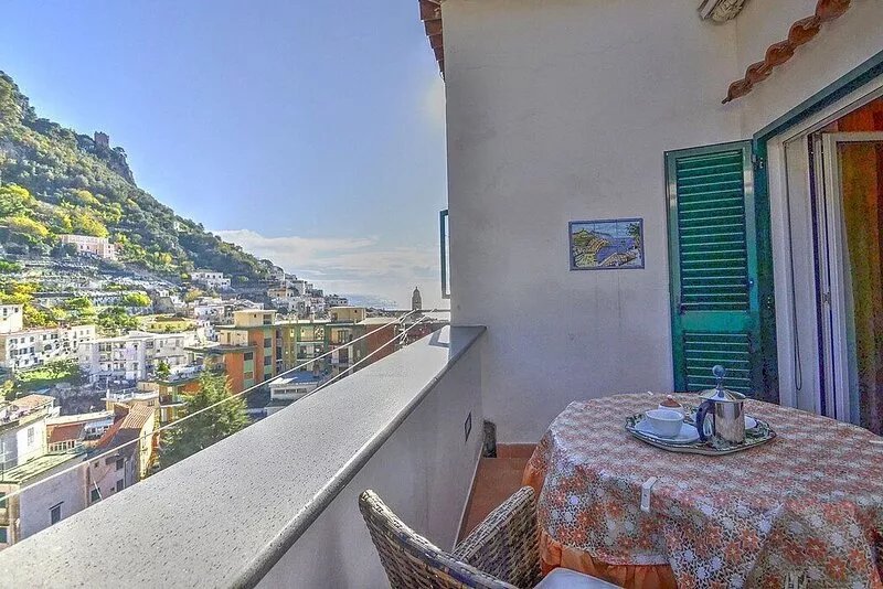 Casa Macrina A: A cheerful apartment in a quiet position, situated at a short