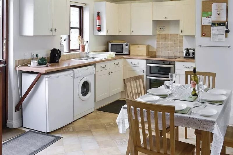 A characterful holiday home with an attractive open plan layout.