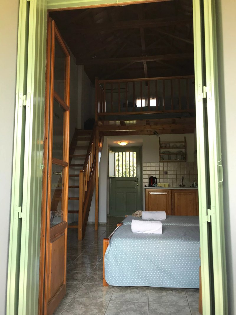 Smaragdi Rooms and Studios