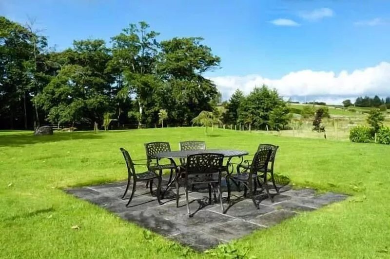 ANNIE'S COTTAGE, family friendly in Belcarra, County Mayo