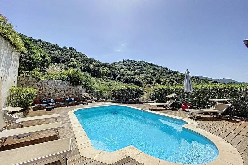 Villa Marie 3 bedrooms, swimming pool, beautiful mountain and sea view