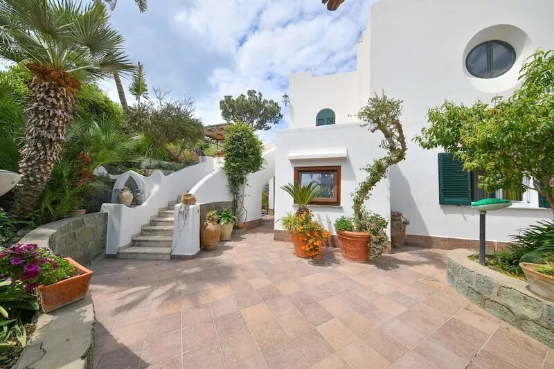 Beautiful apartment in villa in Lacco Ameno, Ischia