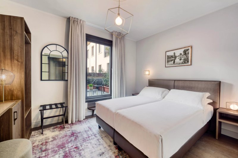 Porta Altinia Suites