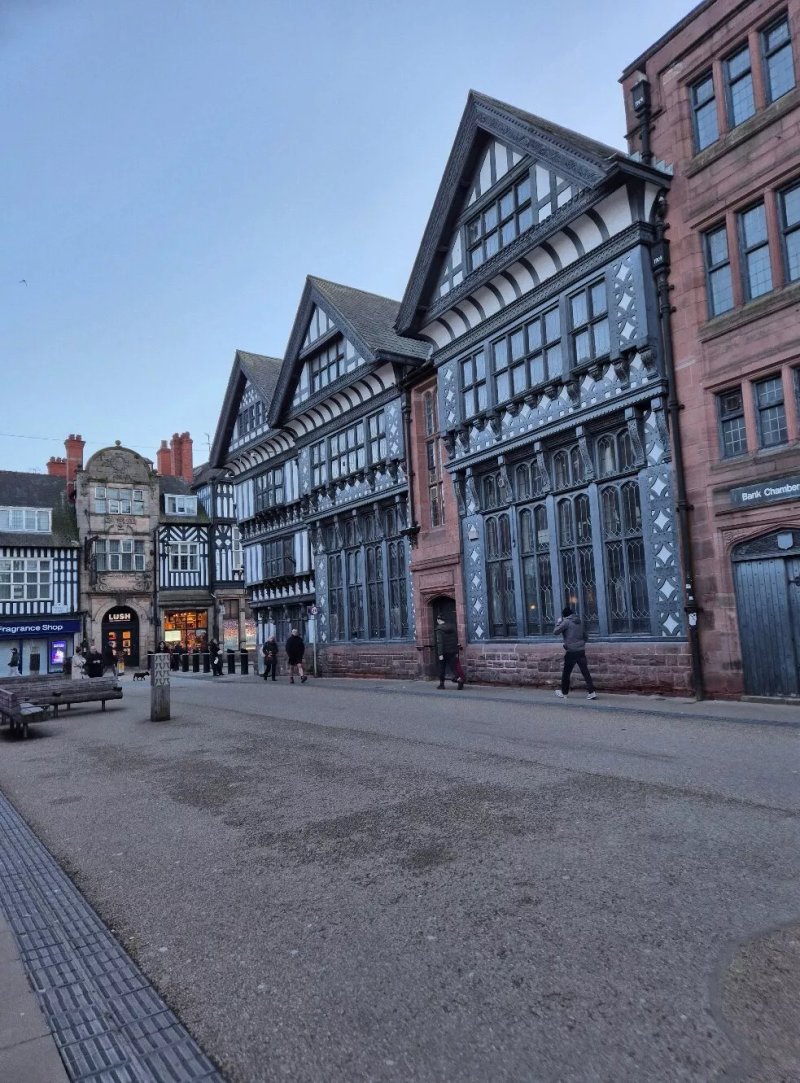 15 Foregate Street Building