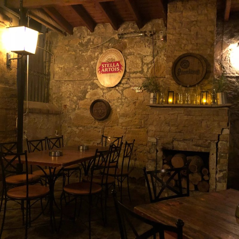 Plato's Bar & Restaurant