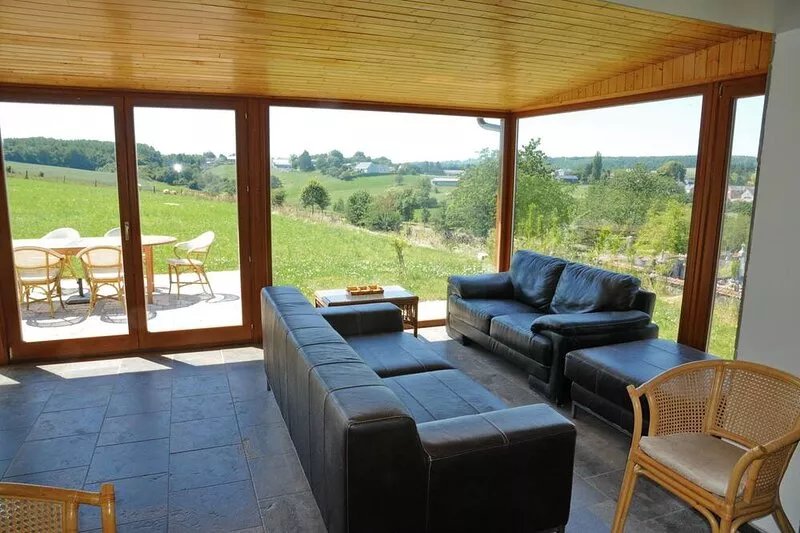 Modern Holiday Home in Somme-Leuze with Sauna