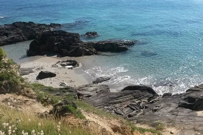 detached cottage on the seafront 2-6 South Brittany seats WIFI 2 terraces