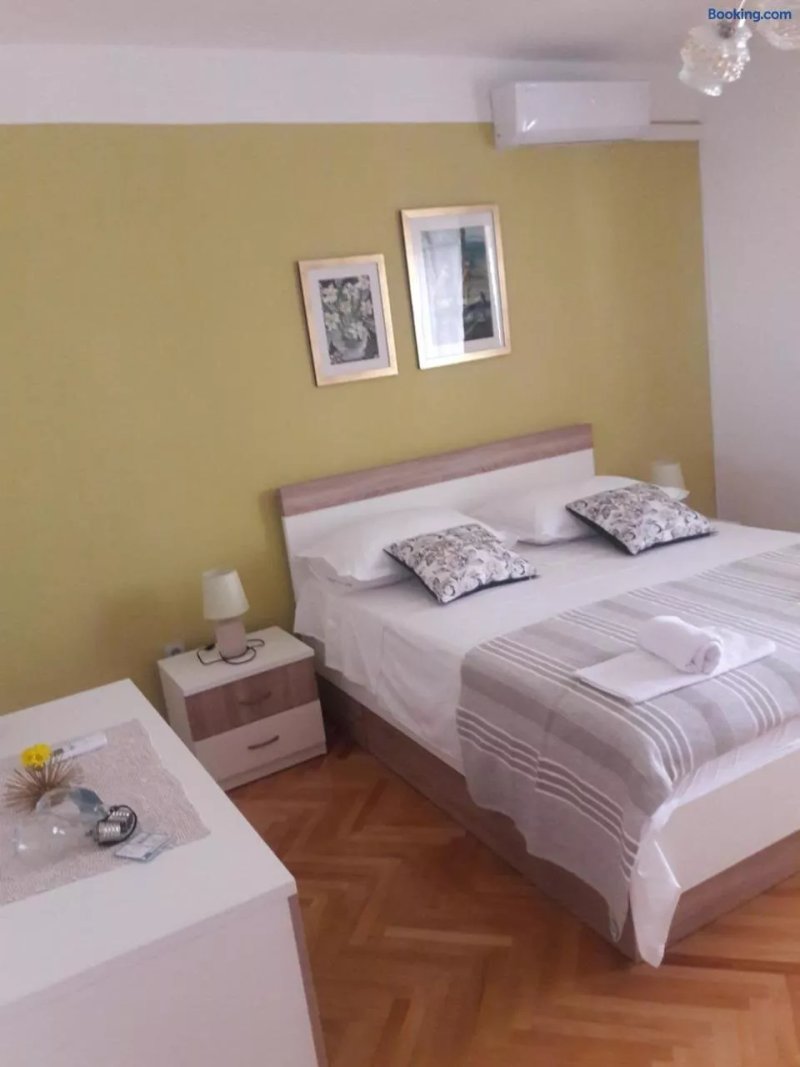 Apartments Smiljana Mucic