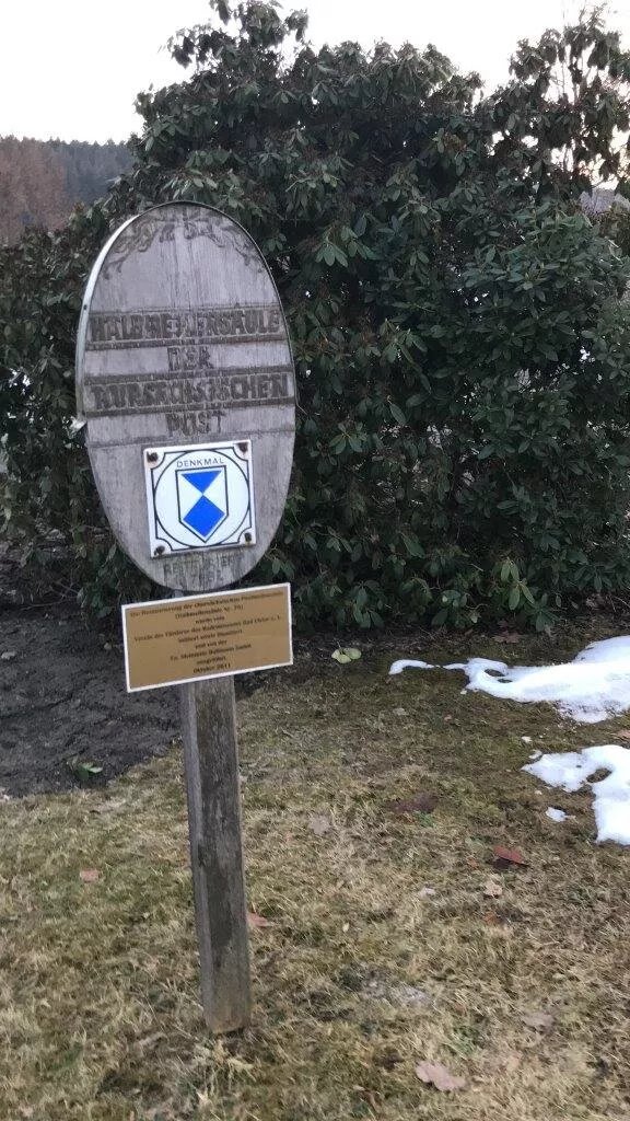 Kursachsische Postmeilensaule - Halbmeilensaule
