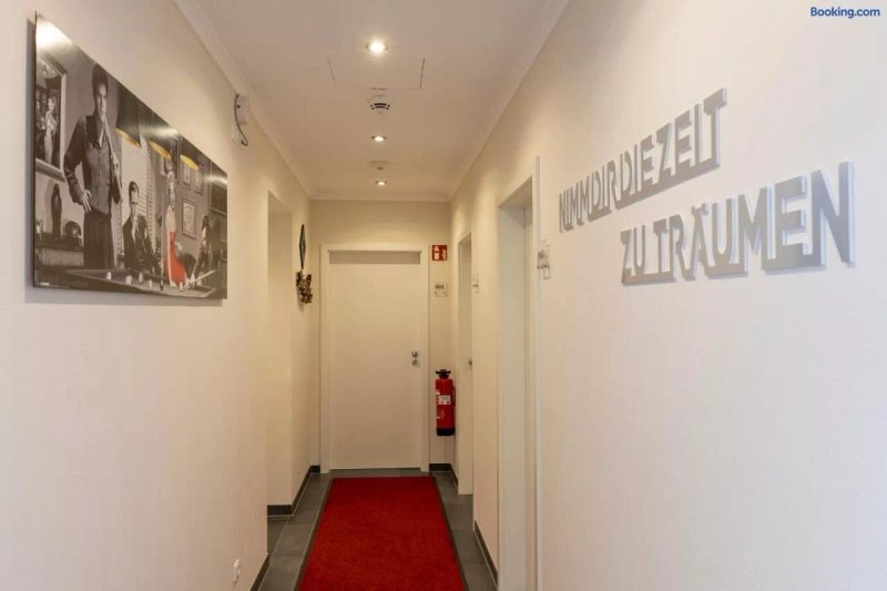 Mey Hotel