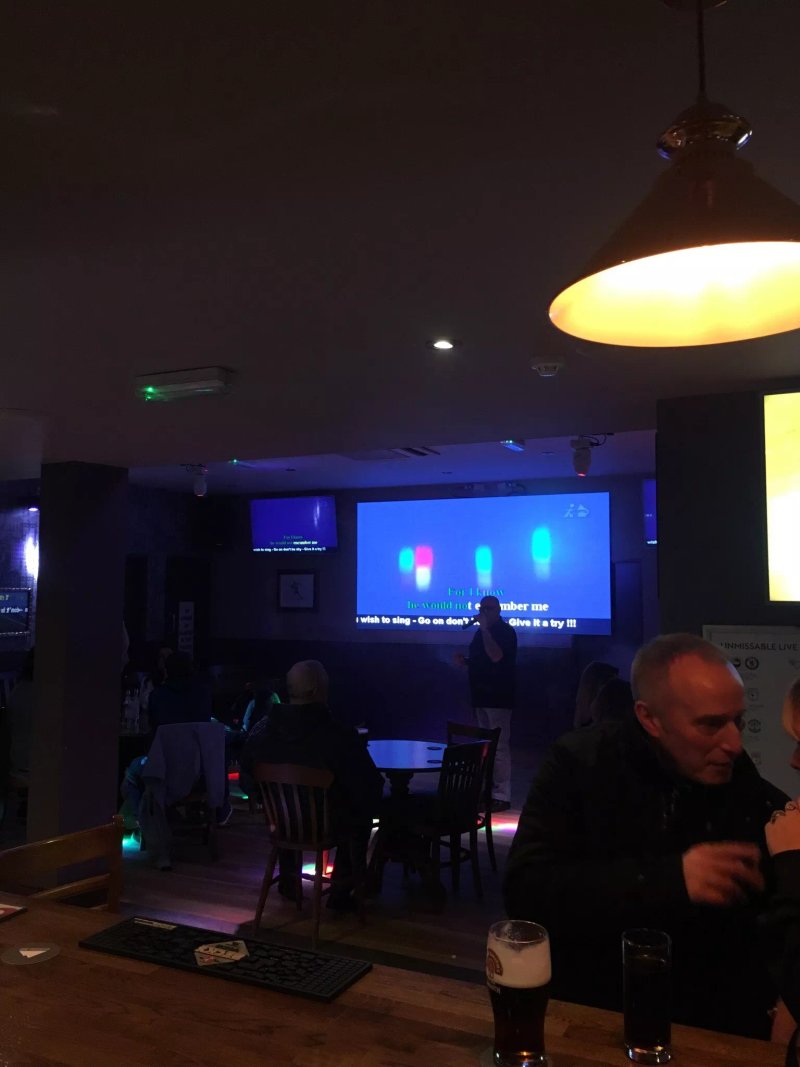 The Albert Hotel & Sports Bar