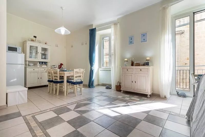 Apartment 'Acquamarina' with Sea View, Balconies & Wi-Fi