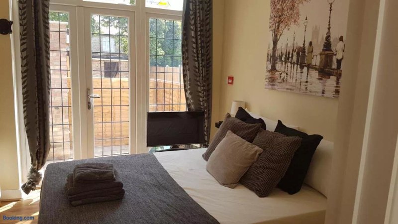 Amazing Garden Chingford - NE London