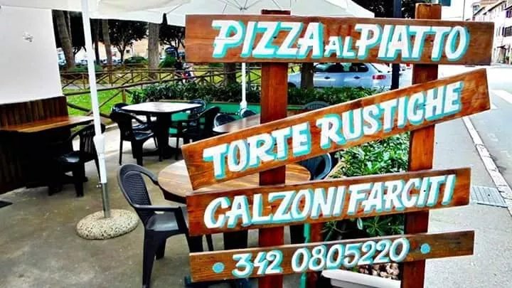 Pizzeria Little America