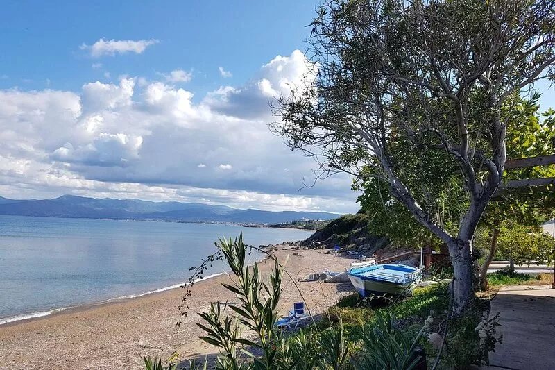 ARSINOE 29 "Nest" by the sea: Lovingly + very well furnished holiday apartment