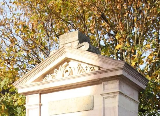 Fontaine De 1842