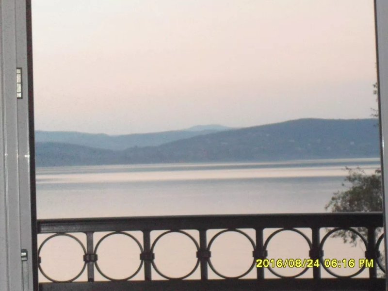 Dam Hotel