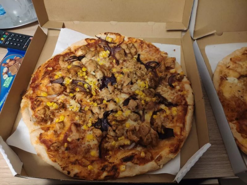 Red Pizza Restaurant