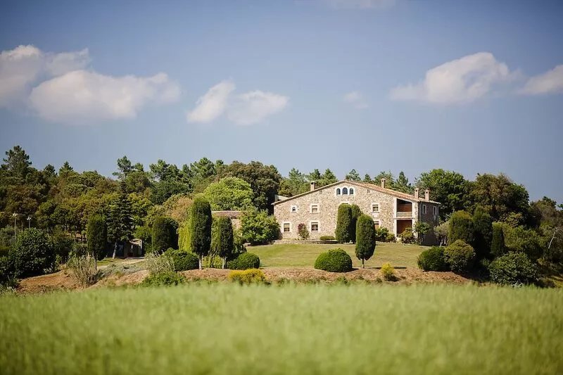 Impressive rustic property. Holidays and Events Free WIFI