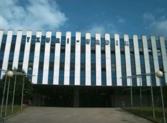 Palacio de Hielo Txuri-Urdin