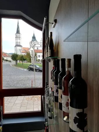 Vinoteka Bergerak
