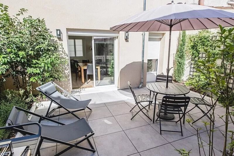 Urban Eden, Spa, Vélos Élec. : un Jardin en Ville Pour un Séjour à 2