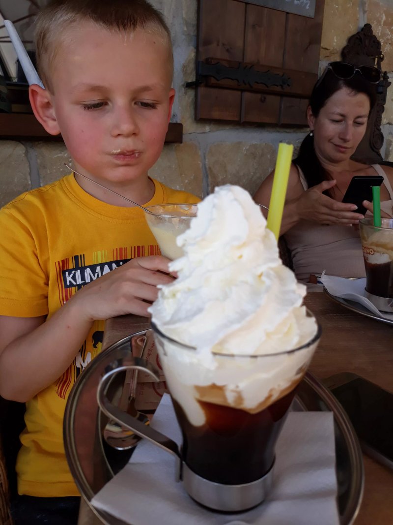 LoriCafe