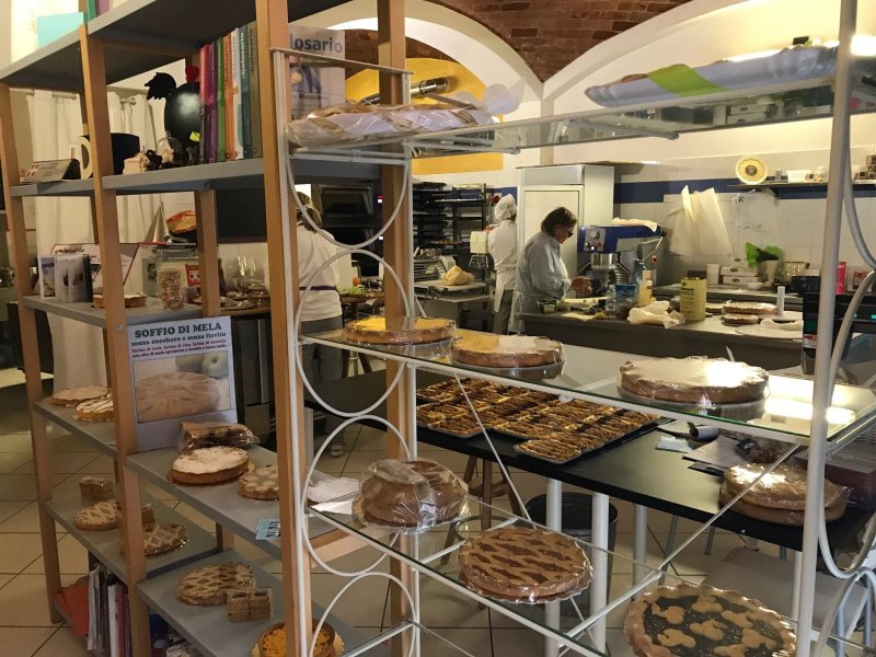 Daniella S.N.C.    Laboratorio Artigianale Pasticceria