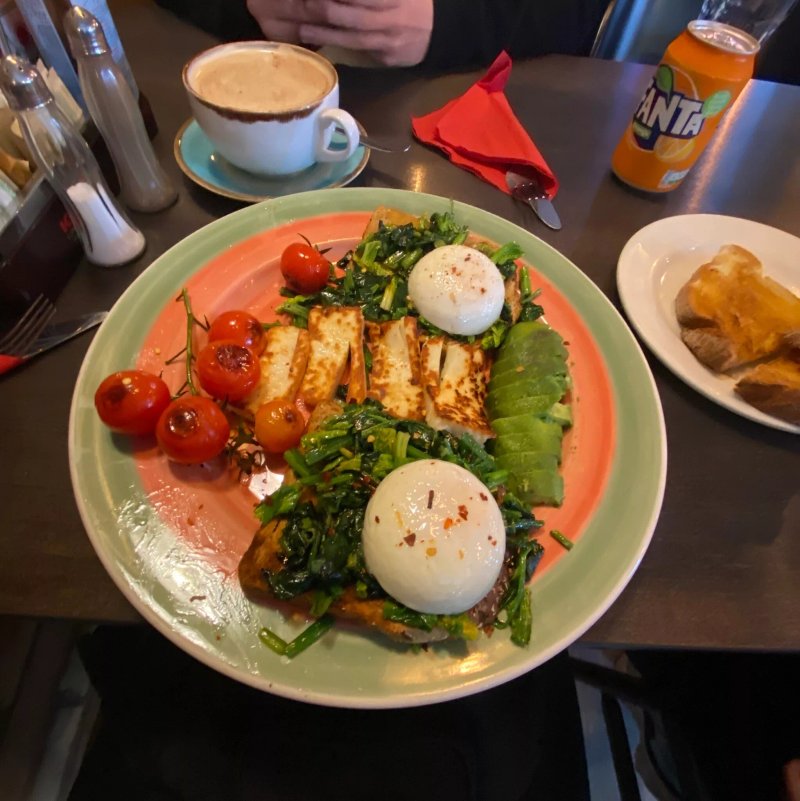 HR’s Cafe House