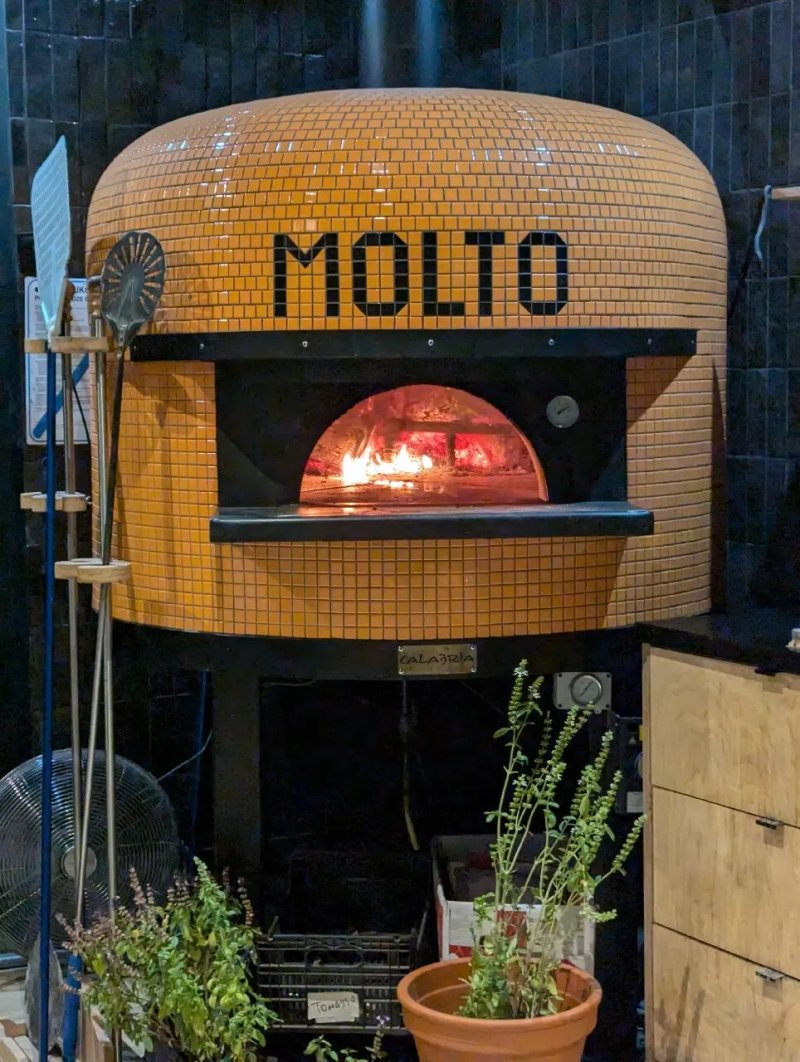 Molto