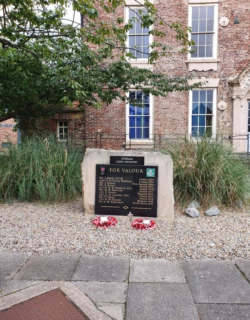 Stone Monument To The D.l.i.regiment .