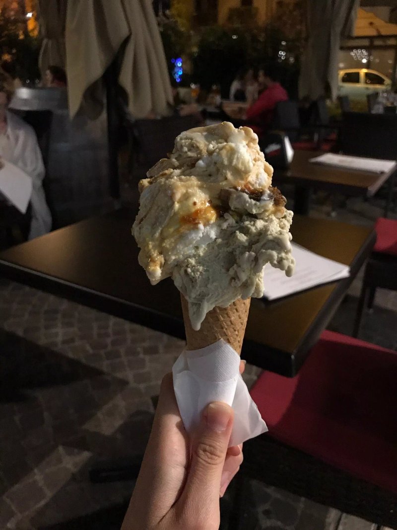 Gelateria Bar Cadamora
