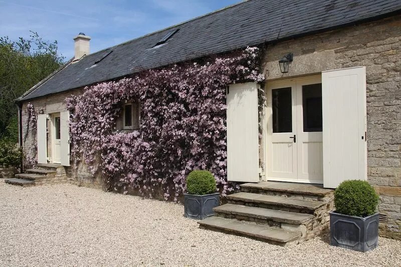 The Granary is in a rural location, perfect for families, couples and pets.