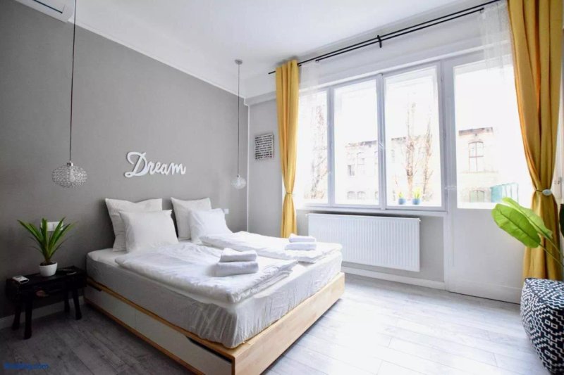 Standard Apartment by Hi5 - Fejer Gyorgy St