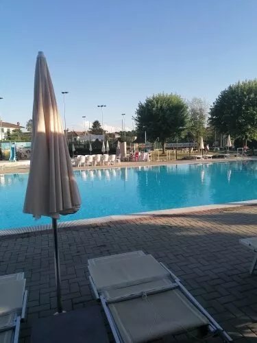 Piscina Di Castelnuovo