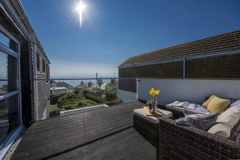 Mousehole View -  an apartment that sleeps 4 guests  in 2 bedrooms