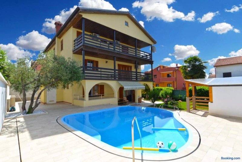 Apartments And Rooms Novigrad 1624