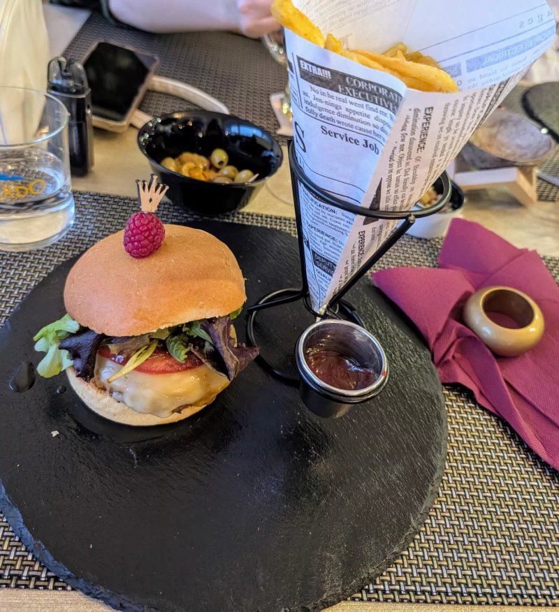 The Boys - Bistro