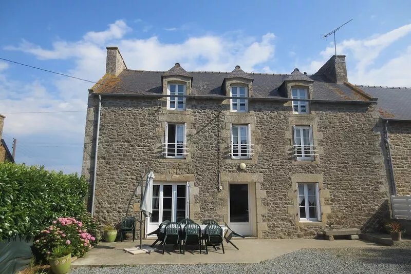 COUNTRY COTTAGE - 15 min. BEACHES - Near ST MALO / DINAN - 2/9 travelers