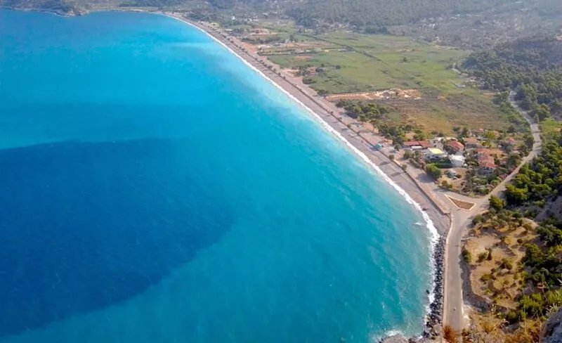 Self-catering Beach Studios in front of the sea Only 1h From Athens