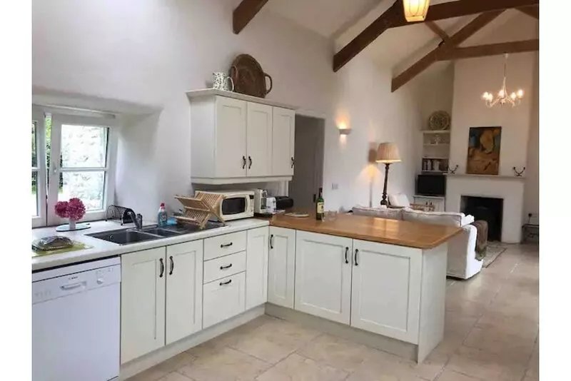 Courtyard Cottage on working organic farm.