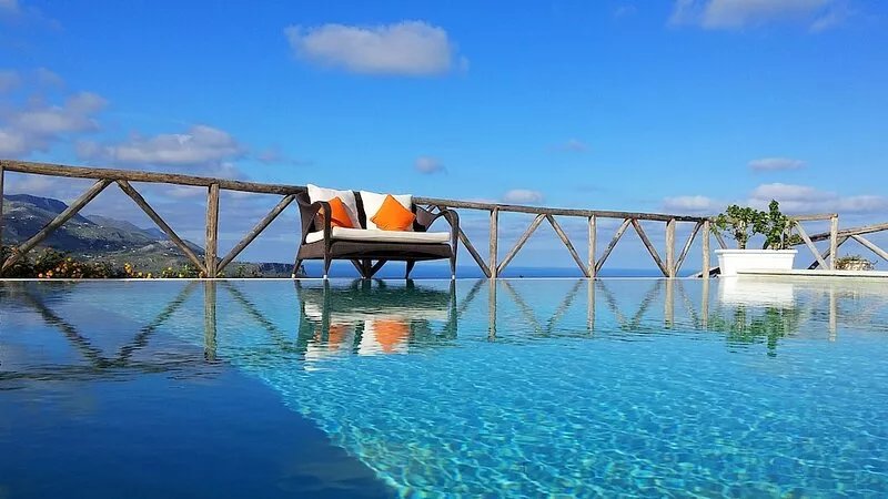 Villa Frassino, privacy and relaxation assured ..