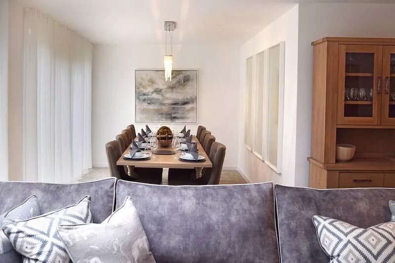 Hawthorn Cottage - sleeps 8 guests  in 4 bedrooms