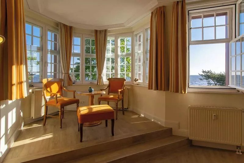 Ferienwohnung mit Tollem Erker und Meerblick in Erstklassiger Strandlage